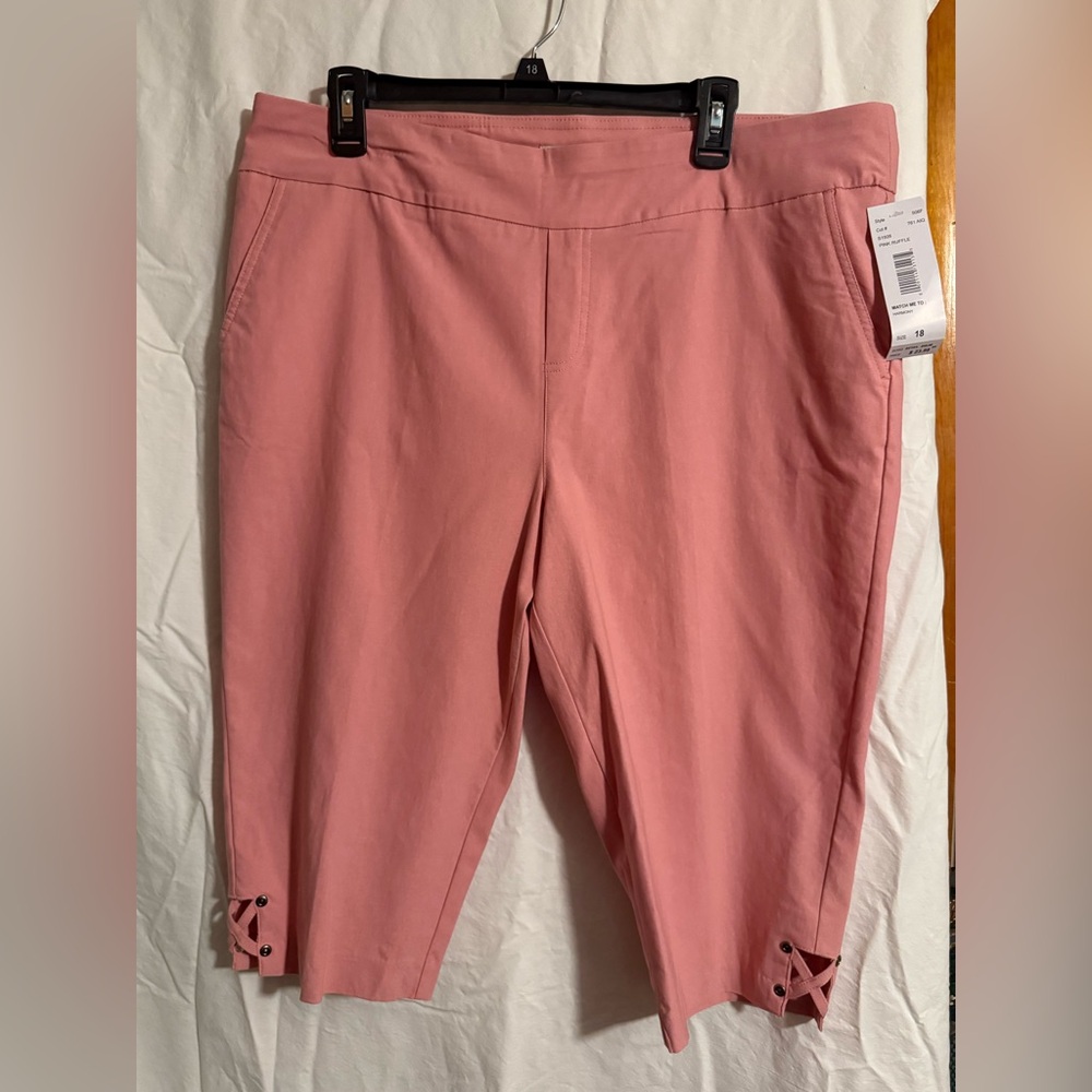 Southern Lady Pink Capris